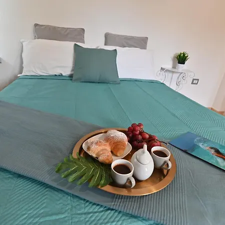 Izzhome Flamingo * Pula